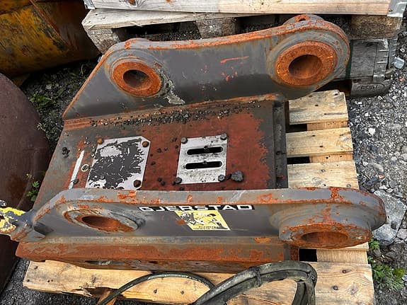 Volvo Div HK fester, S45-S60-S80-S90, B20-B27. - Bilde 1